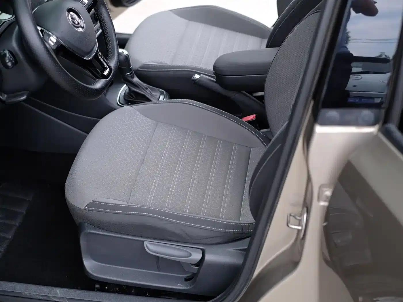 2014 Polo 1.6L Cross Polo Automatic — миниатюра 29