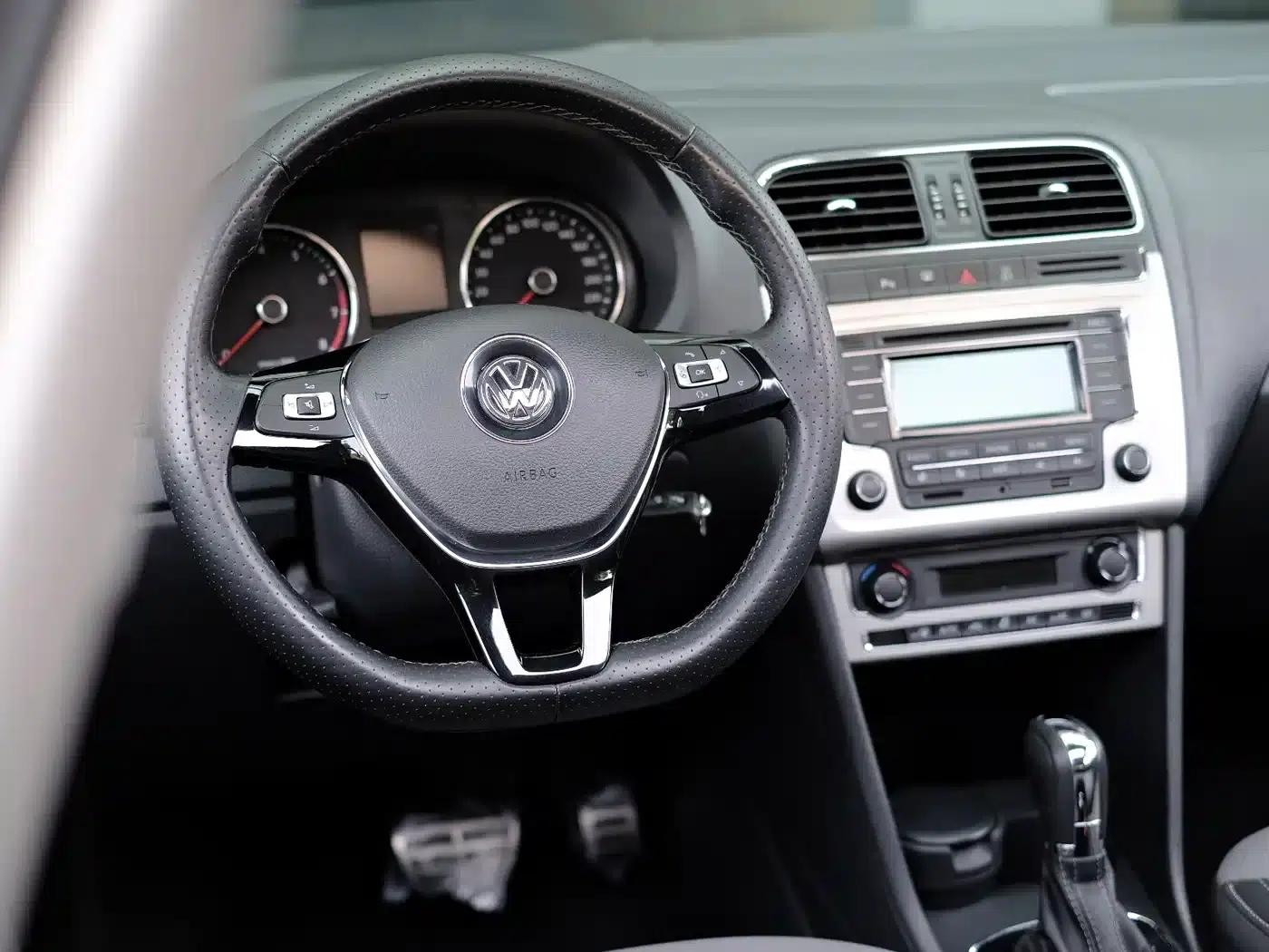 2014 Polo 1.6L Cross Polo Automatic — миниатюра 48
