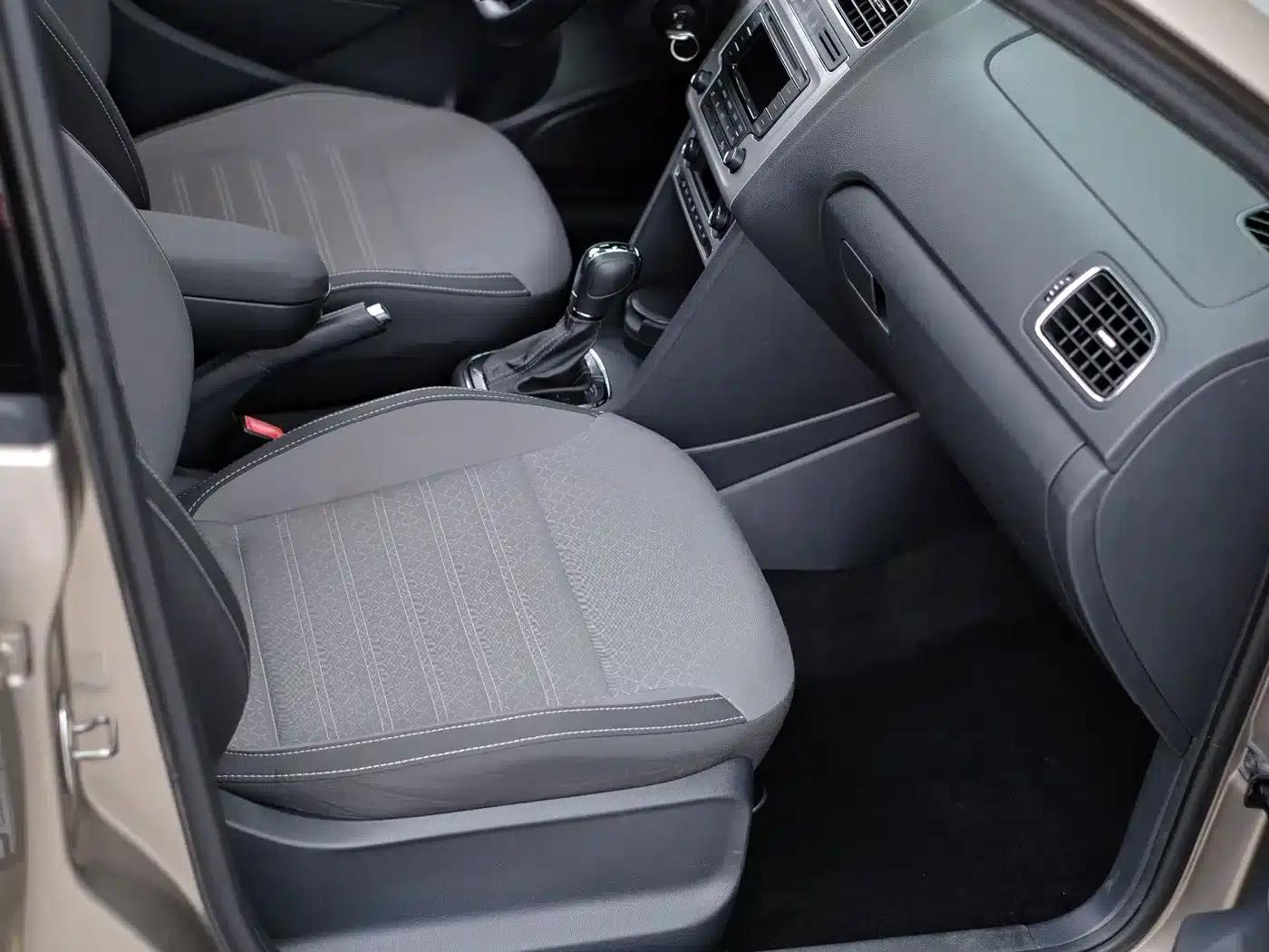 2014 Polo 1.6L Cross Polo Automatic — миниатюра 53