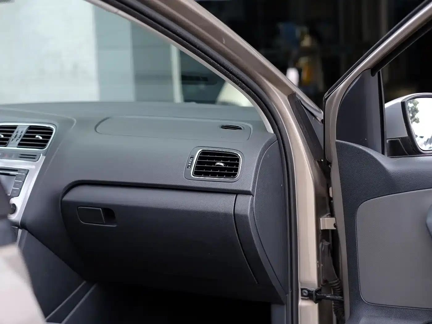 2014 Polo 1.6L Cross Polo Automatic — миниатюра 56