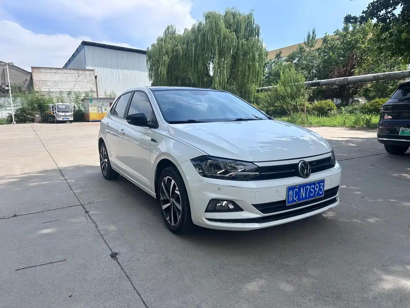 2019 Polo Plus 1.5L Automatic Beats Trendy Edition — миниатюра 3