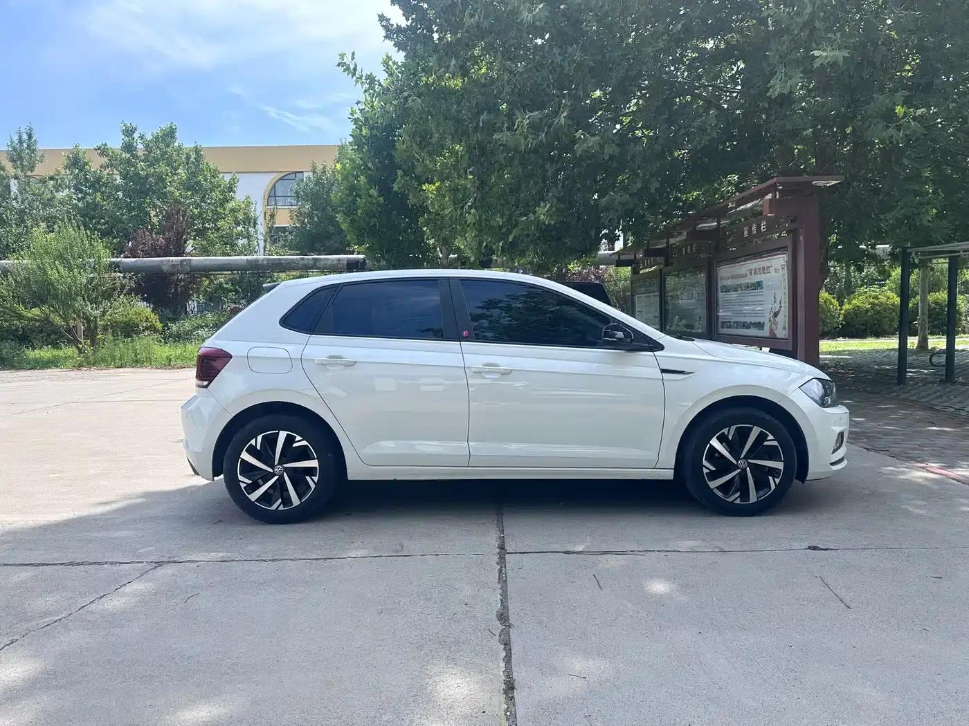 2019 Polo Plus 1.5L Automatic Beats Trendy Edition — миниатюра 4