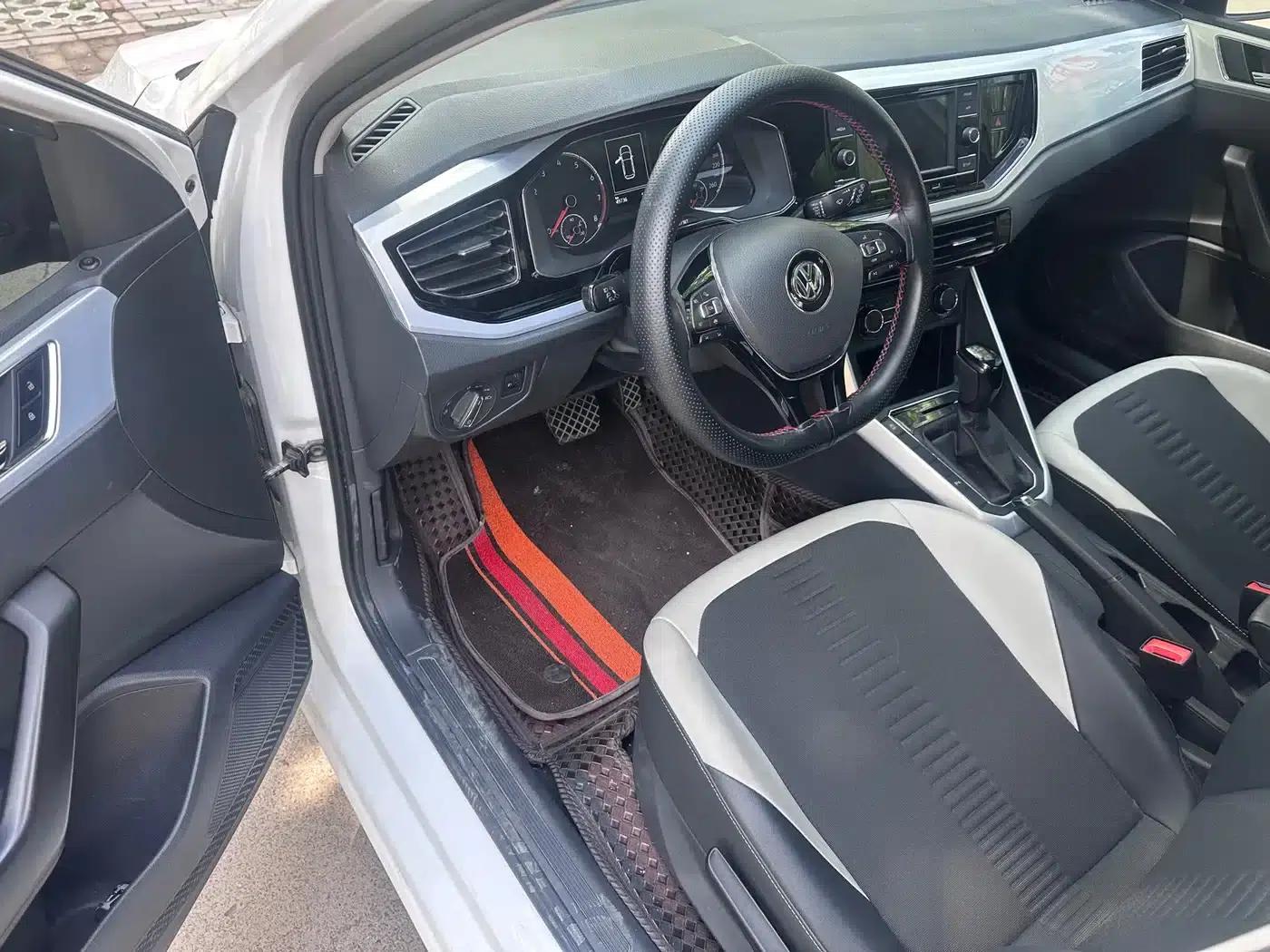 2019 Polo Plus 1.5L Automatic Beats Trendy Edition — миниатюра 5