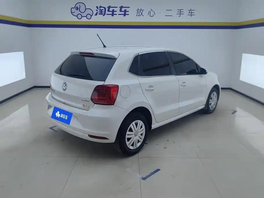 2016 Polo 1.4L Manual Fashion Edition — миниатюра 3