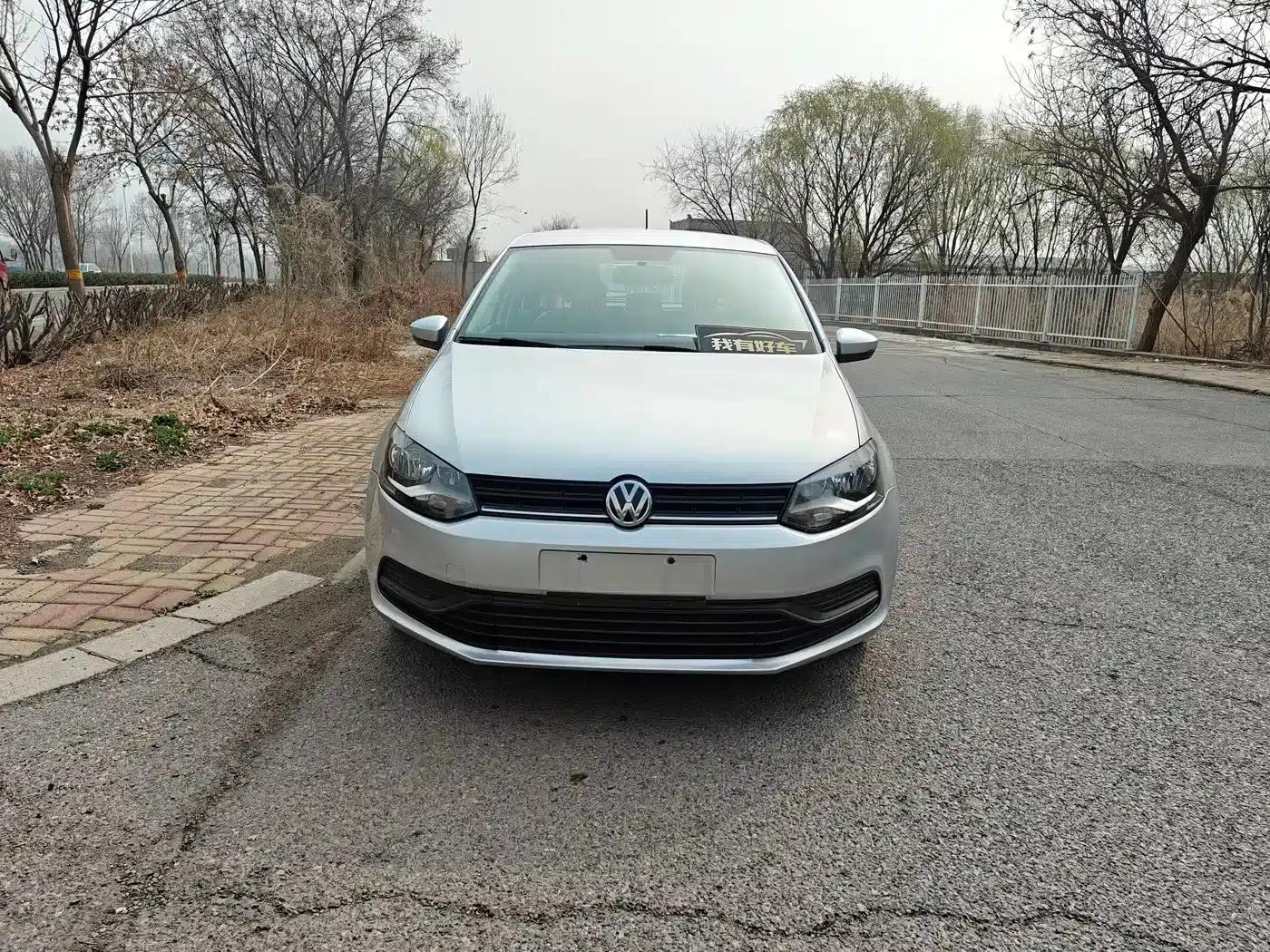 2016 Polo 1.4L Automatic Fashion Edition — миниатюра 2