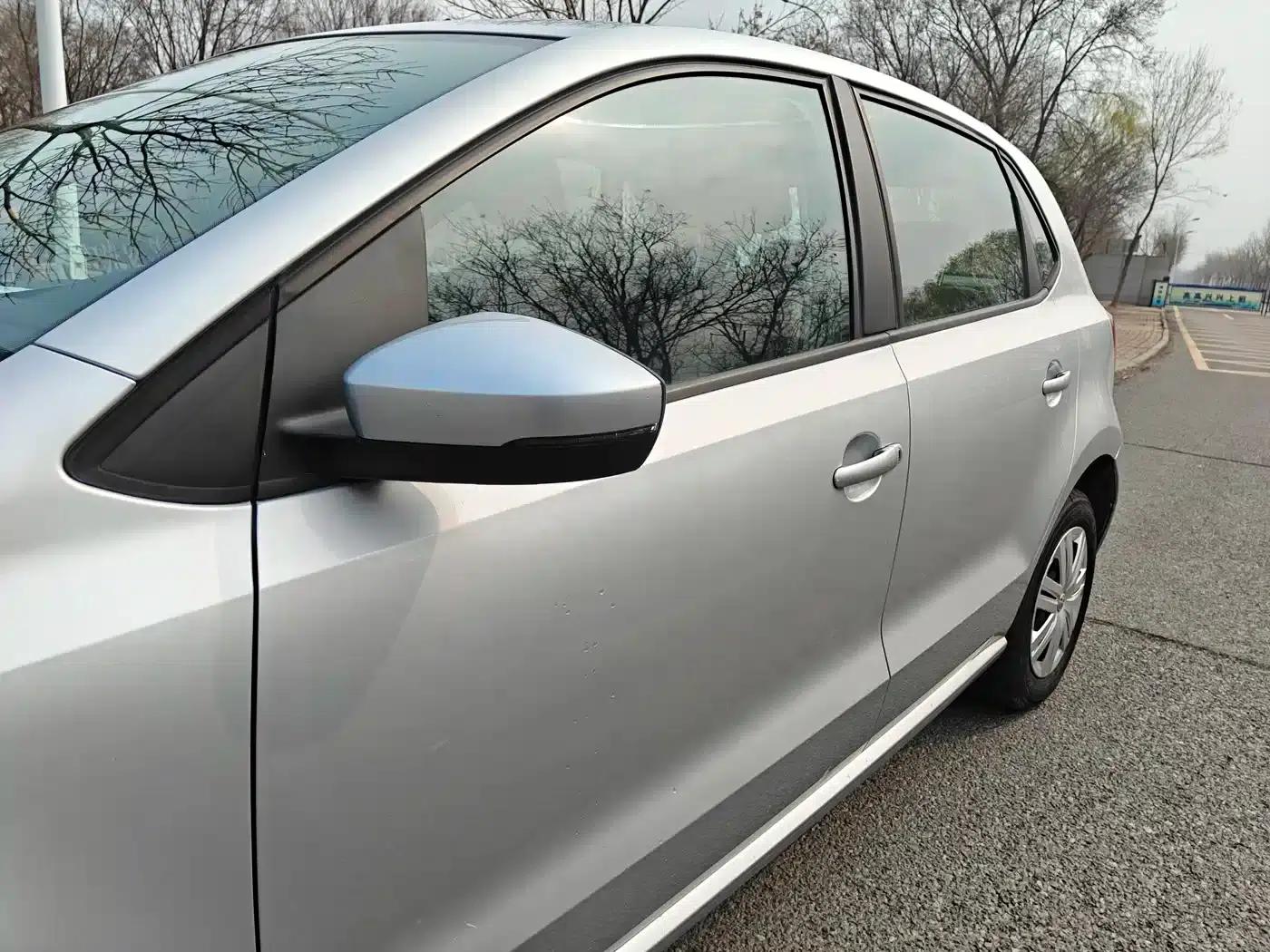 2016 Polo 1.4L Automatic Fashion Edition — миниатюра 11