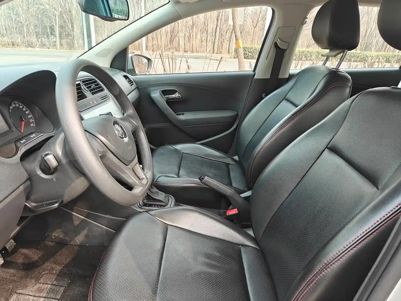 2016 Polo 1.4L Automatic Fashion Edition — миниатюра 5