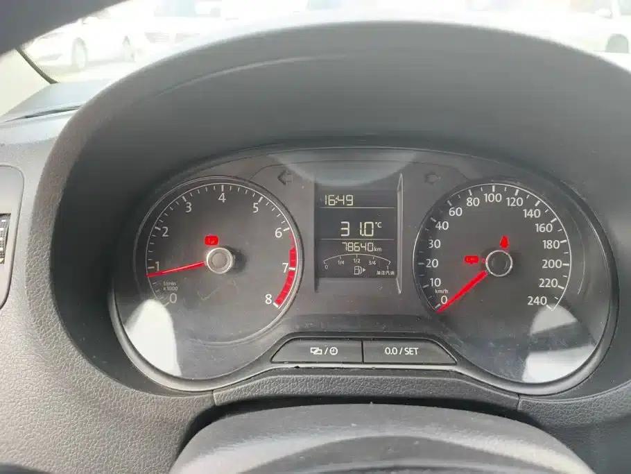 2016 Polo 1.4L Manual Fashion Edition — миниатюра 14