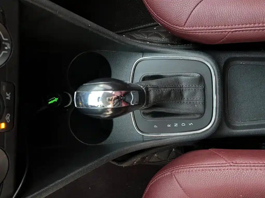 2018 Polo 1.5L Automatic Comfort Edition — миниатюра 11