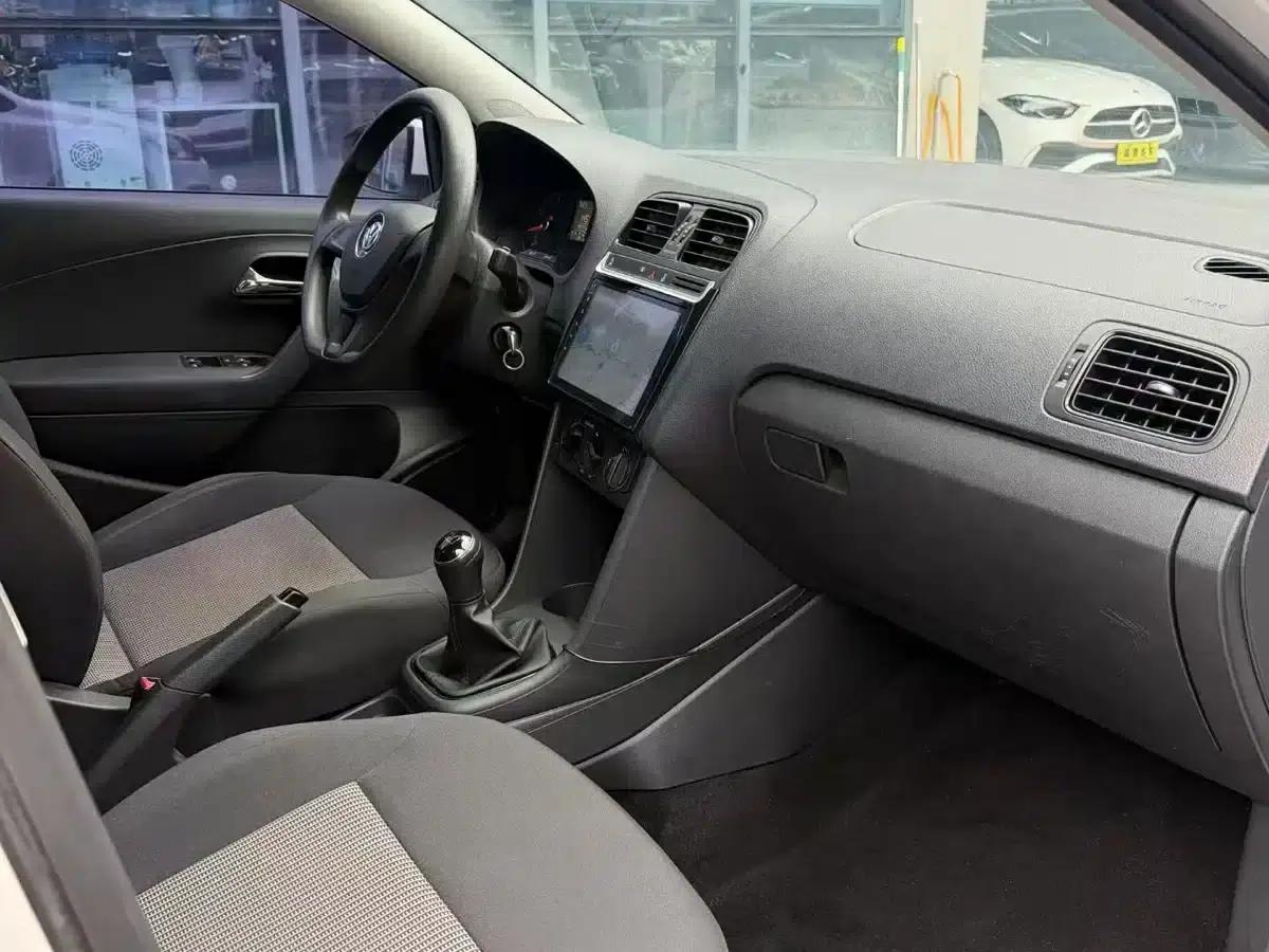 2018 Polo 1.5L Manual Comfort Edition — миниатюра 9