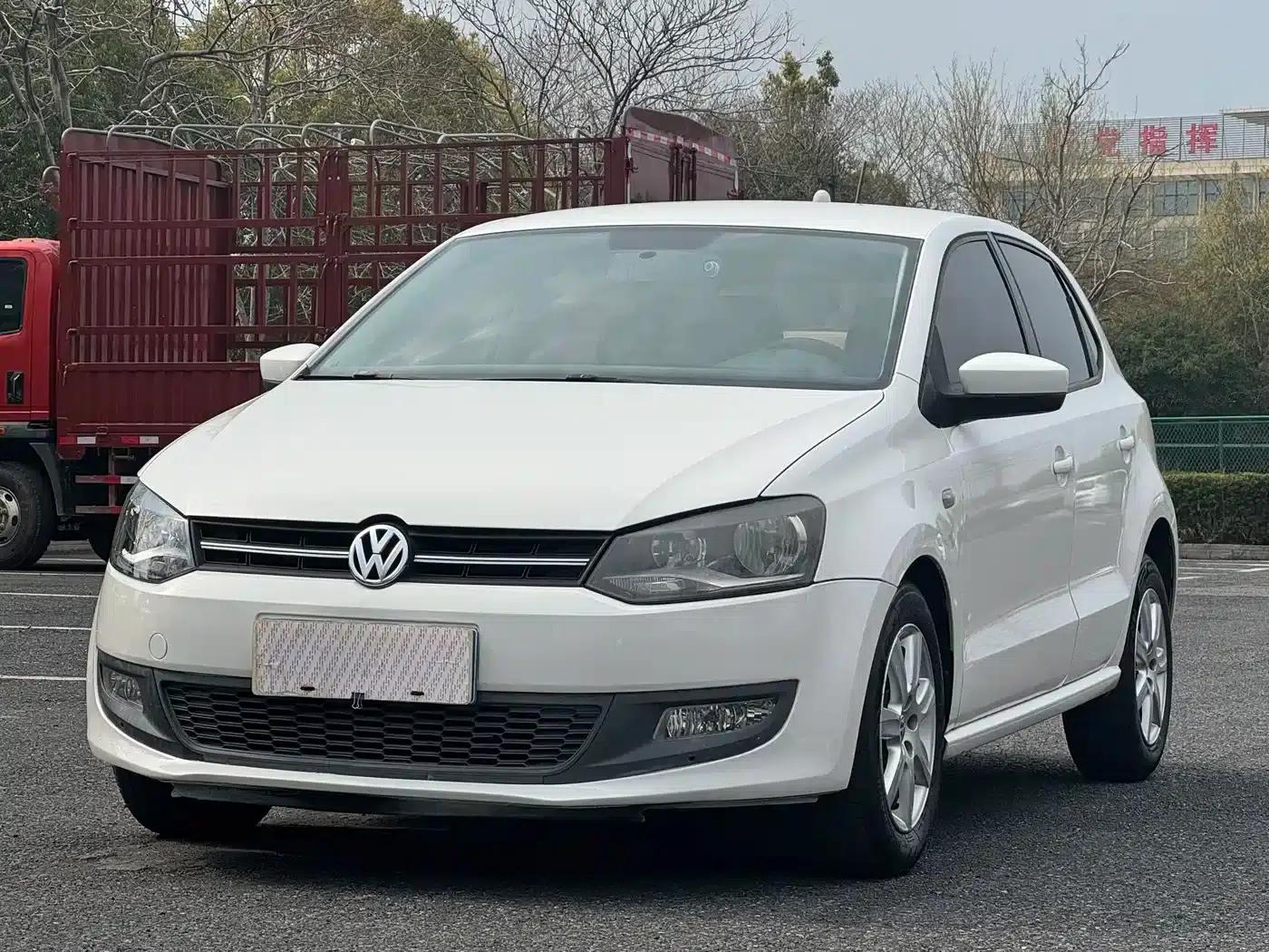 2013 Polo 1.4L Automatic Comfort Edition — миниатюра 1