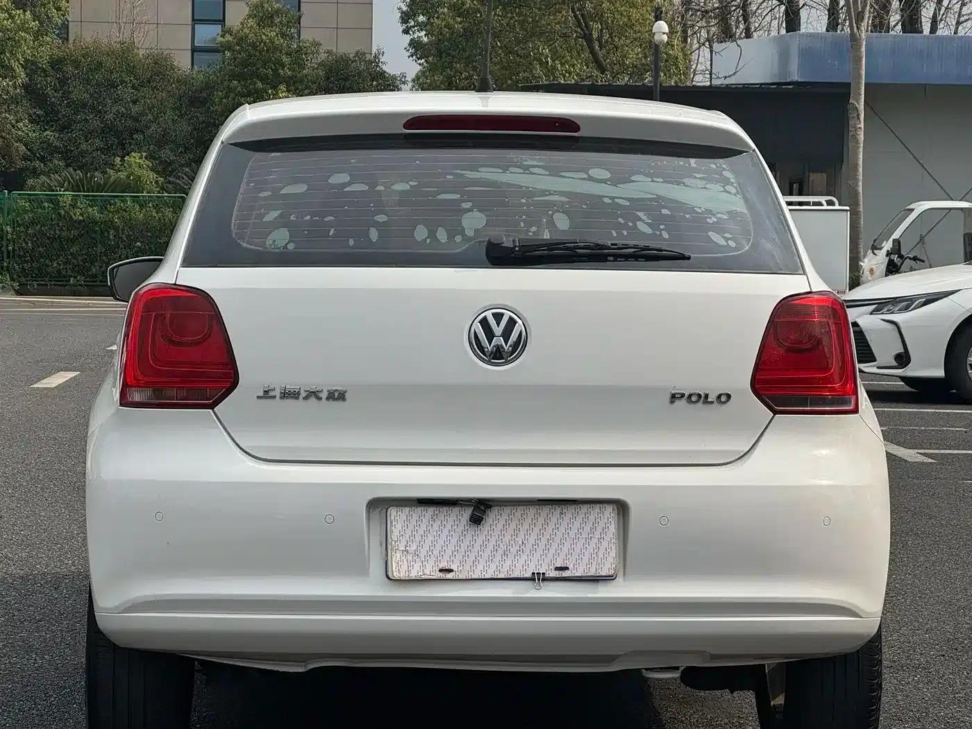 2013 Polo 1.4L Automatic Comfort Edition — миниатюра 6