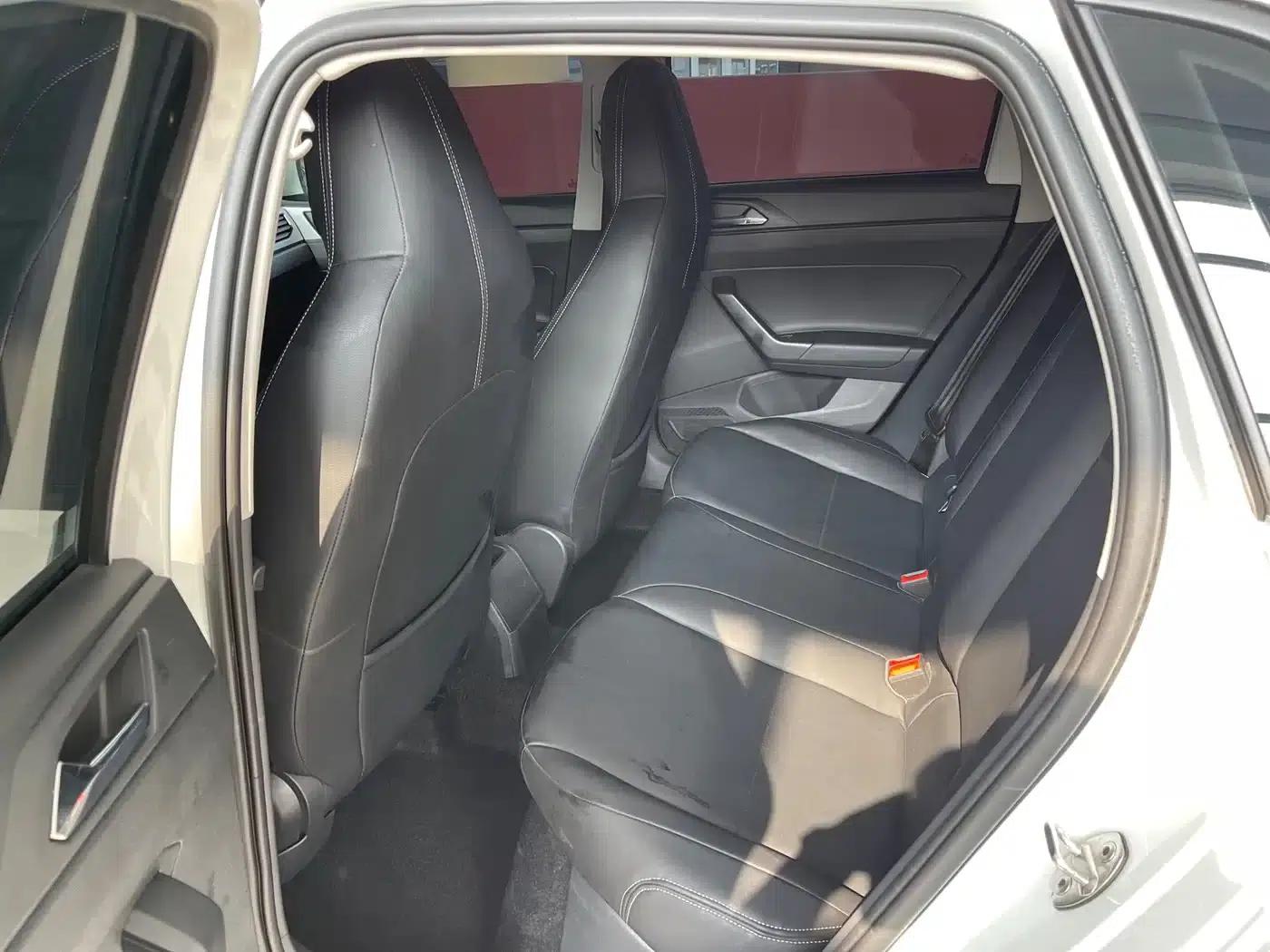 2023 Polo Plus 1.5L Automatic Enjoy Life Edition — миниатюра 11