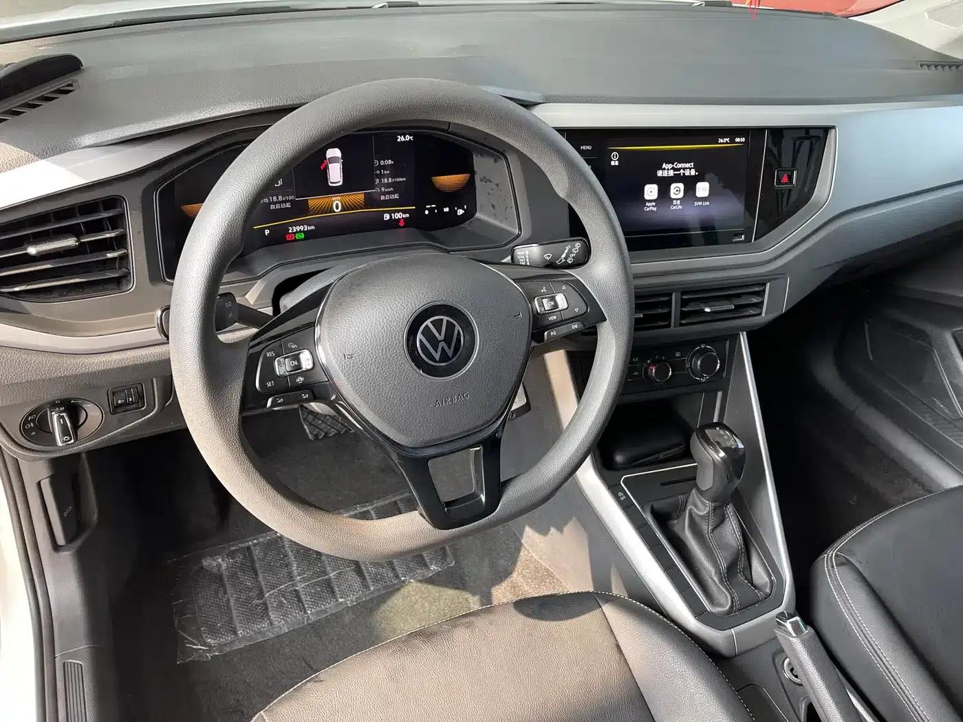 2023 Polo Plus 1.5L Automatic Enjoy Life Edition — миниатюра 6