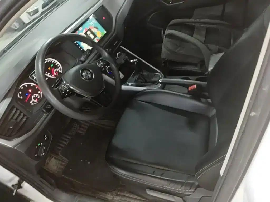 2019 Polo Plus 1.5L Automatic Panoramic Enjoyment Edition — миниатюра 11