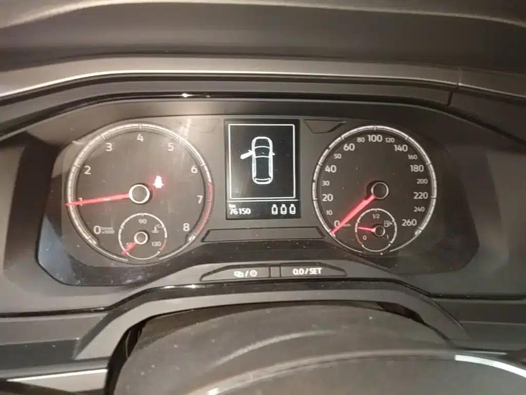 2019 Polo Plus 1.5L Automatic Panoramic Enjoyment Edition — миниатюра 8
