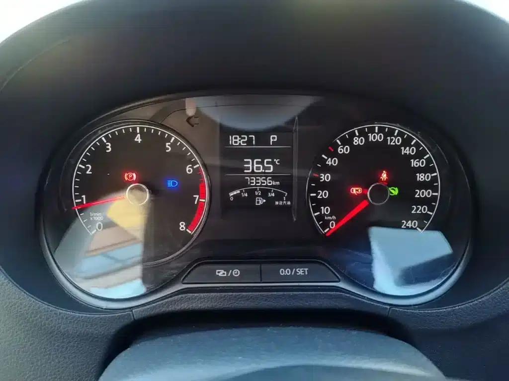 2016 Polo 1.4L Cross Polo Automatic — миниатюра 12