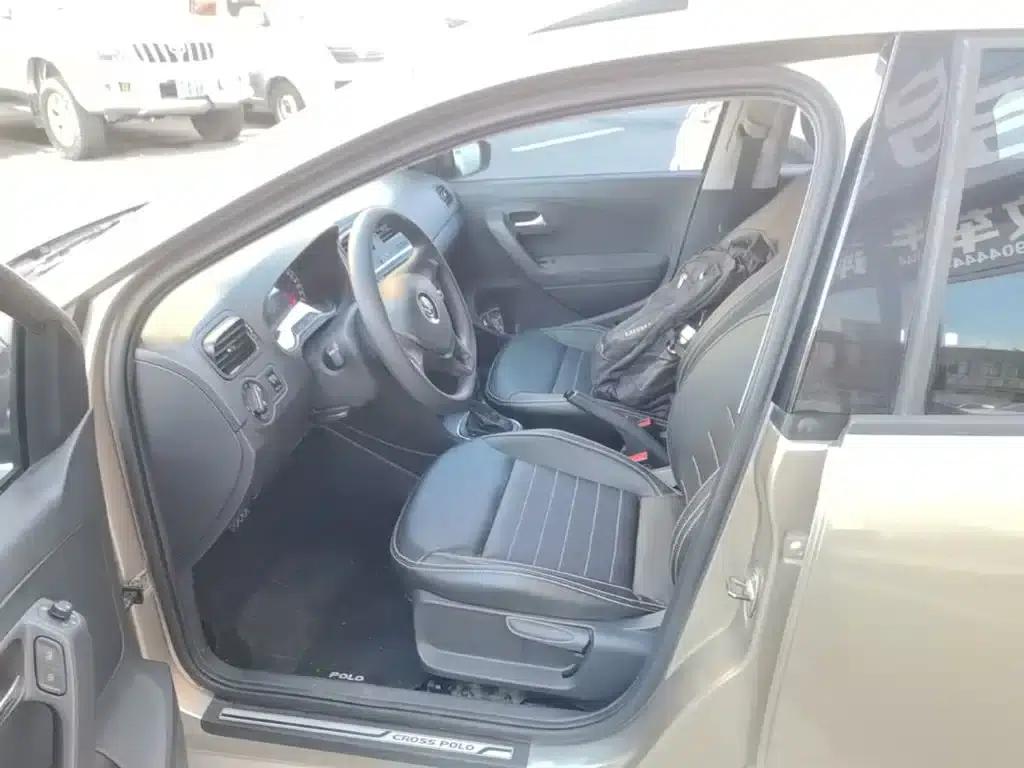 2016 Polo 1.4L Cross Polo Automatic — миниатюра 15