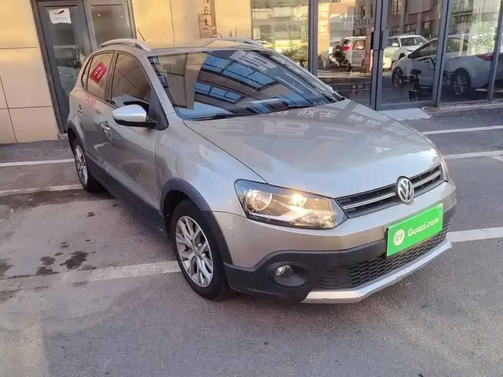 2016 Polo 1.4L Cross Polo Automatic — миниатюра 4