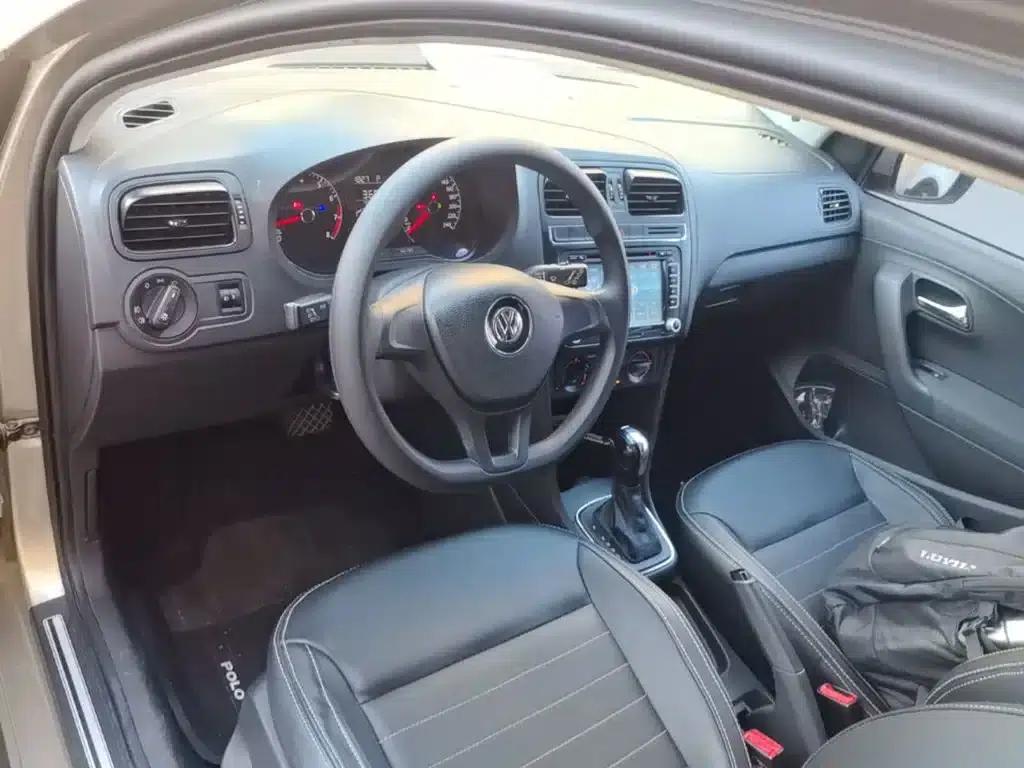 2016 Polo 1.4L Cross Polo Automatic — миниатюра 10
