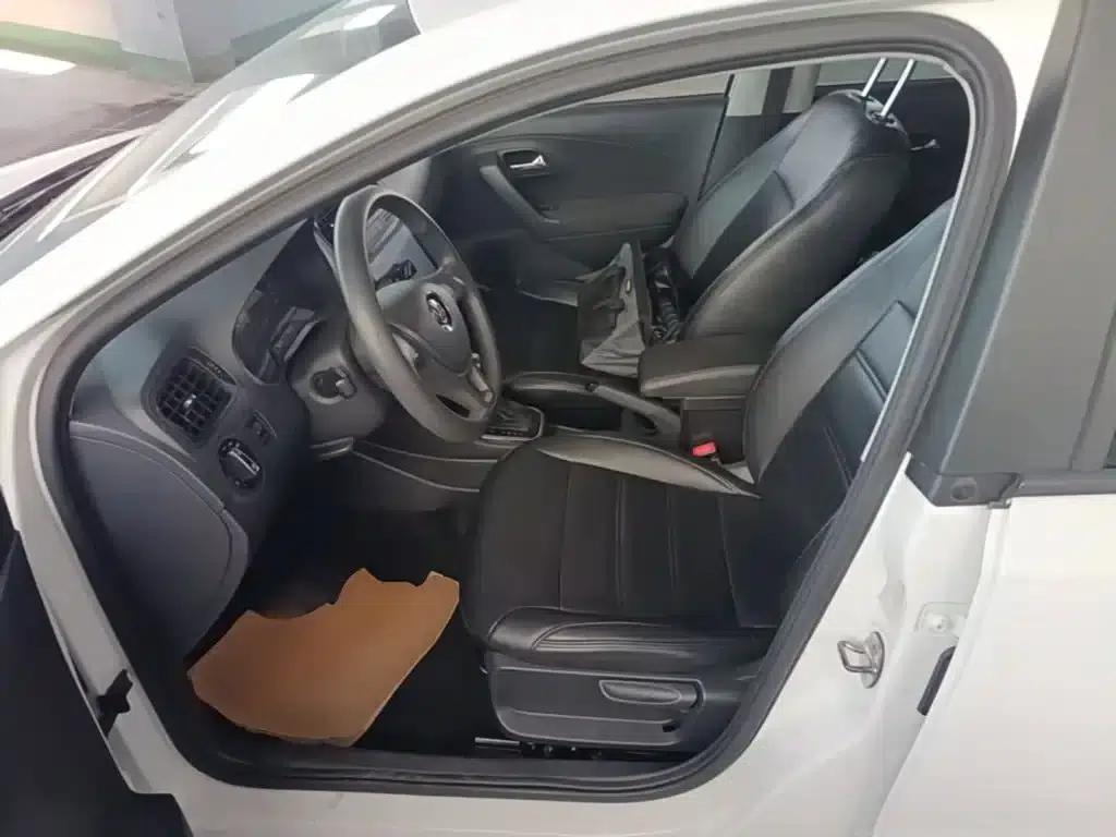 2018 Polo 1.5L Automatic Comfort Edition — миниатюра 16