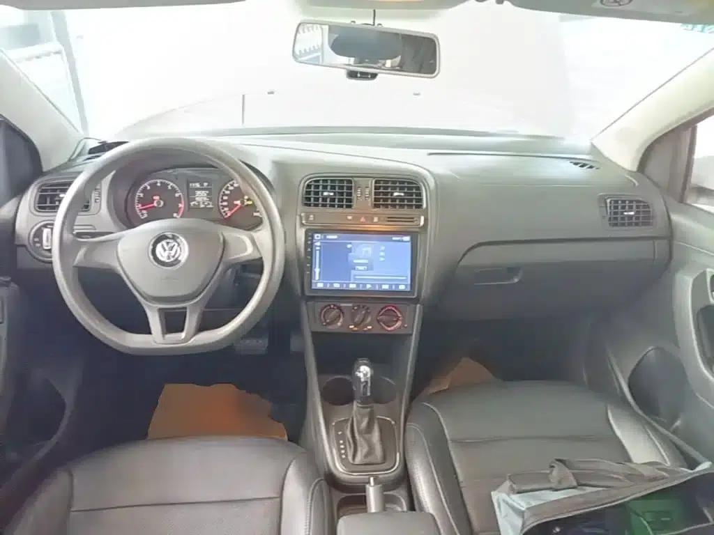 2018 Polo 1.5L Automatic Comfort Edition — миниатюра 10