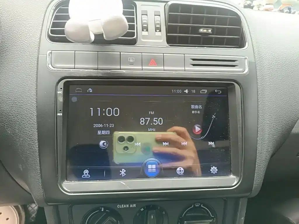 2016 Polo 1.4L Automatic Fashion Edition — миниатюра 13
