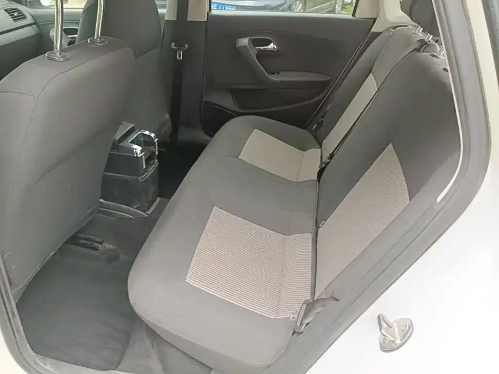 2016 Polo 1.4L Automatic Fashion Edition — миниатюра 17