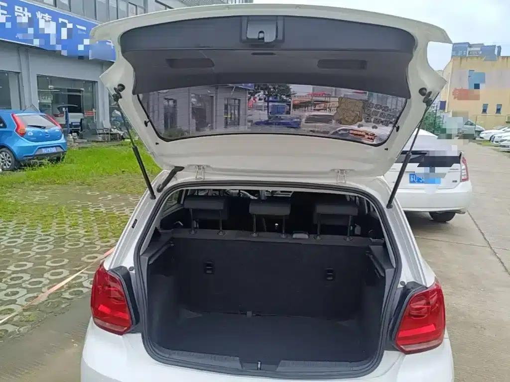 2016 Polo 1.4L Automatic Fashion Edition — миниатюра 19
