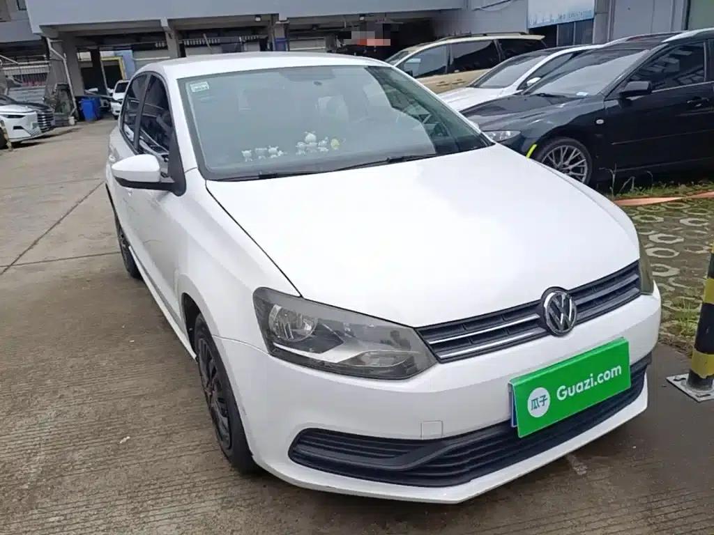 2016 Polo 1.4L Automatic Fashion Edition — миниатюра 4