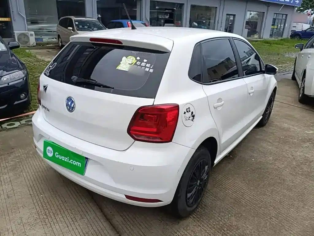2016 Polo 1.4L Automatic Fashion Edition — миниатюра 7