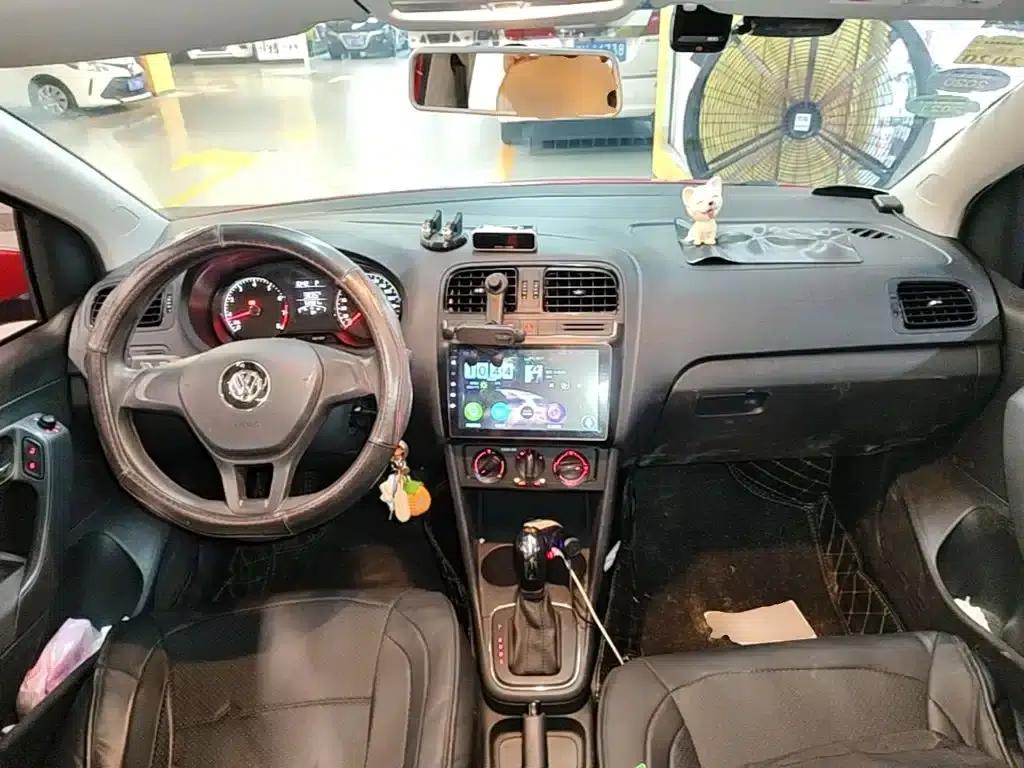 2016 Polo 1.4L Automatic Fashion Edition — миниатюра 10