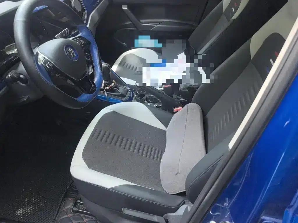 2019 Polo Plus 1.5L Automatic Colorful Technology Edition — миниатюра 12
