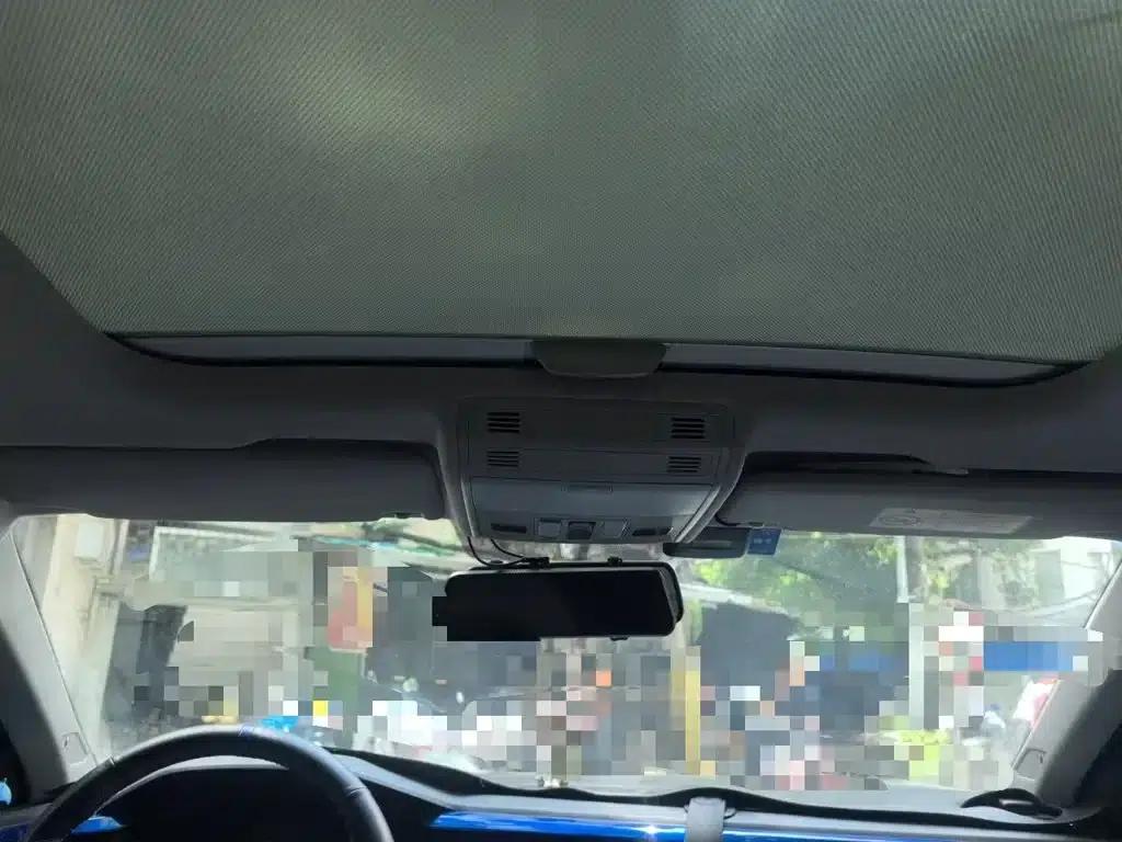 2019 Polo Plus 1.5L Automatic Colorful Technology Edition — миниатюра 15