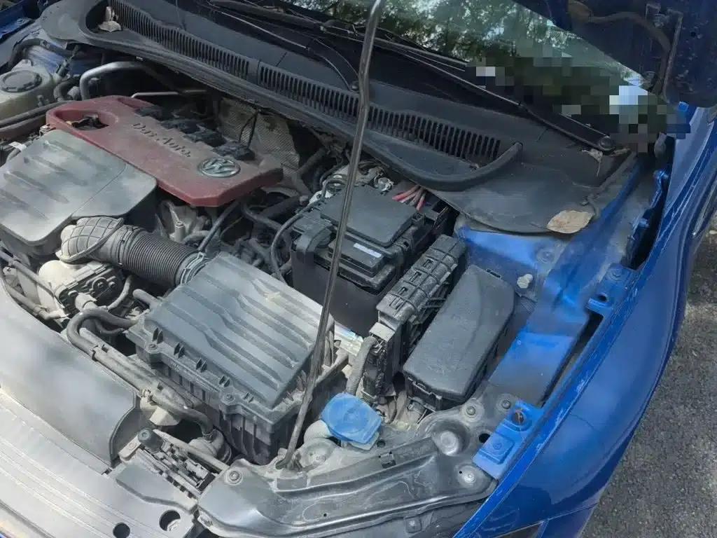 2019 Polo Plus 1.5L Automatic Colorful Technology Edition — миниатюра 24