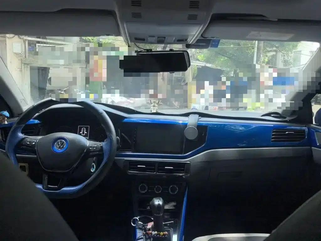 2019 Polo Plus 1.5L Automatic Colorful Technology Edition — миниатюра 6