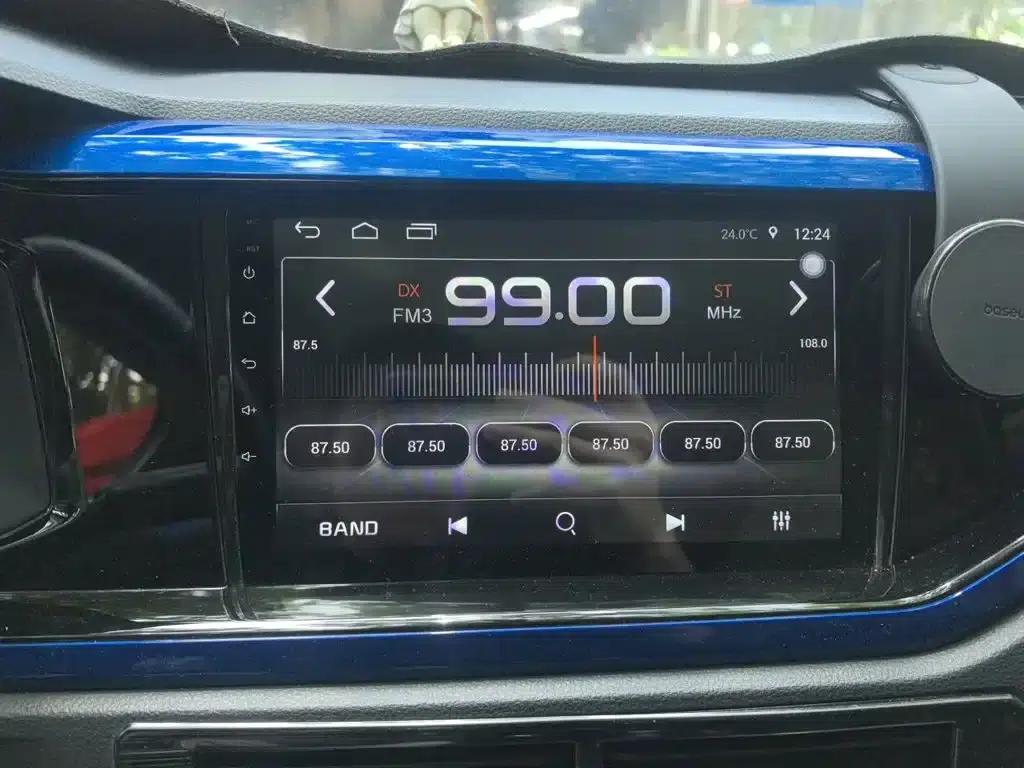 2019 Polo Plus 1.5L Automatic Colorful Technology Edition — миниатюра 10