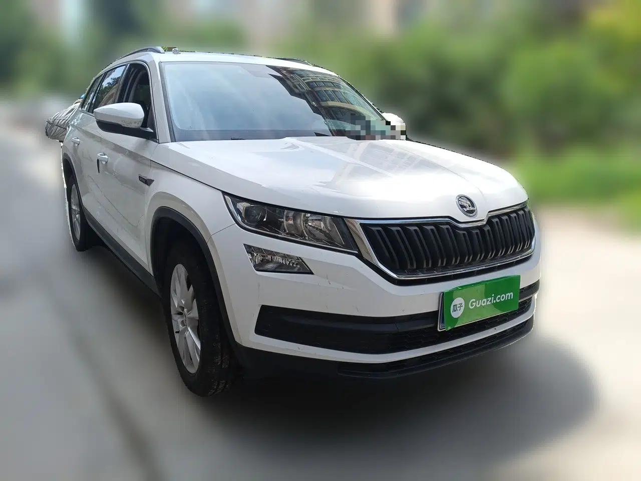 Skoda Kodiaq 2018 Facelifted TSI330 5-Seater Two-Wheel-Drive Standard Edition — миниатюра 3