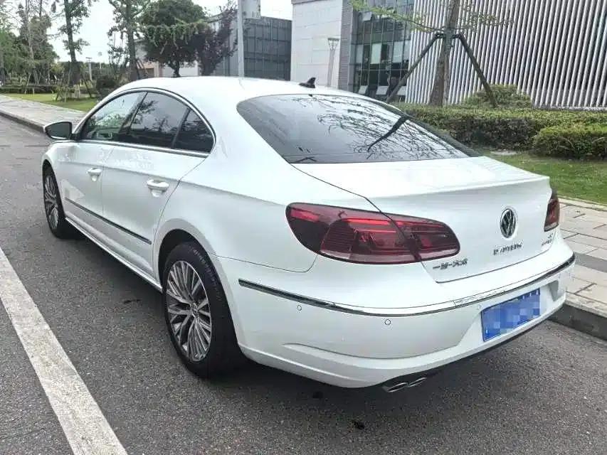 FAW-Volkswagen CC 2016 300TSI 25th Anniversary Edition — миниатюра 14
