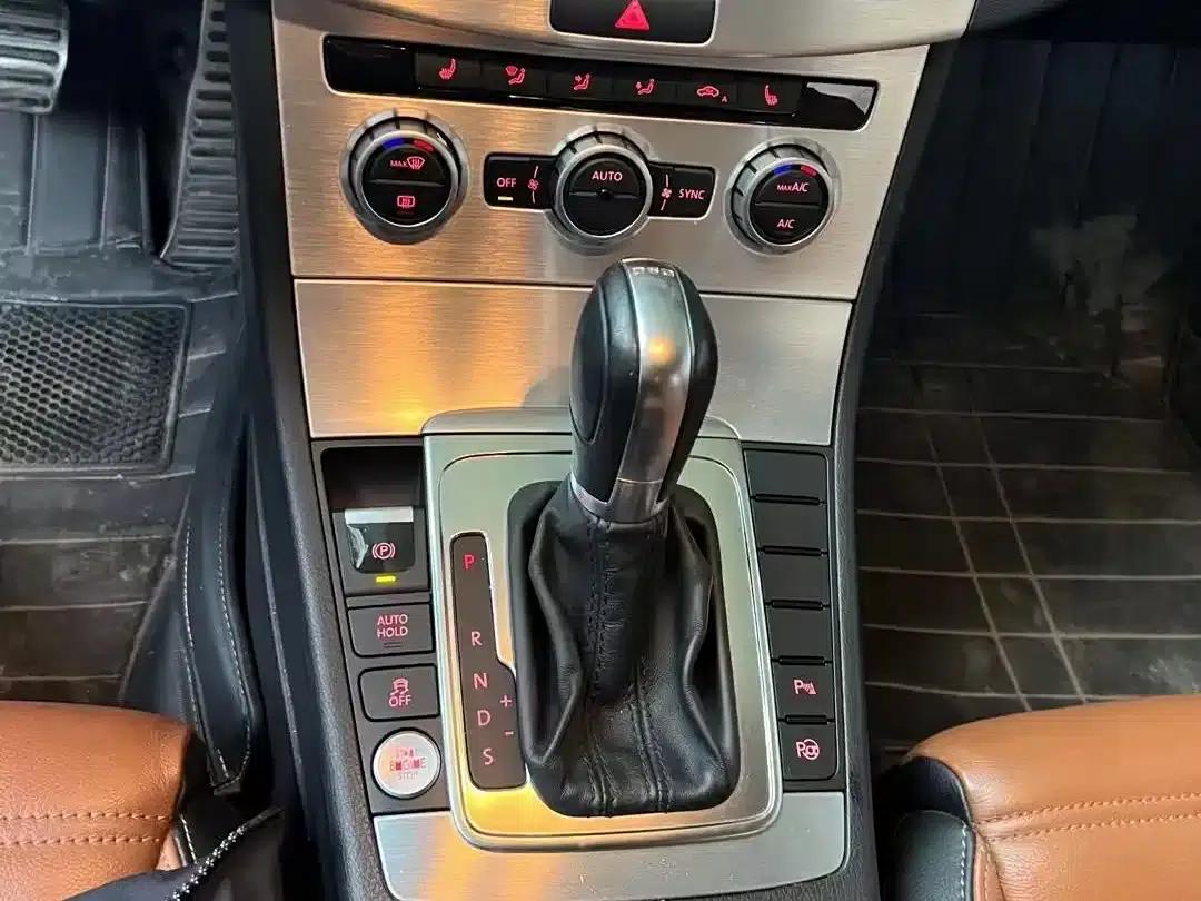 FAW-Volkswagen CC 2013 2.0TSI Premium Edition — миниатюра 5