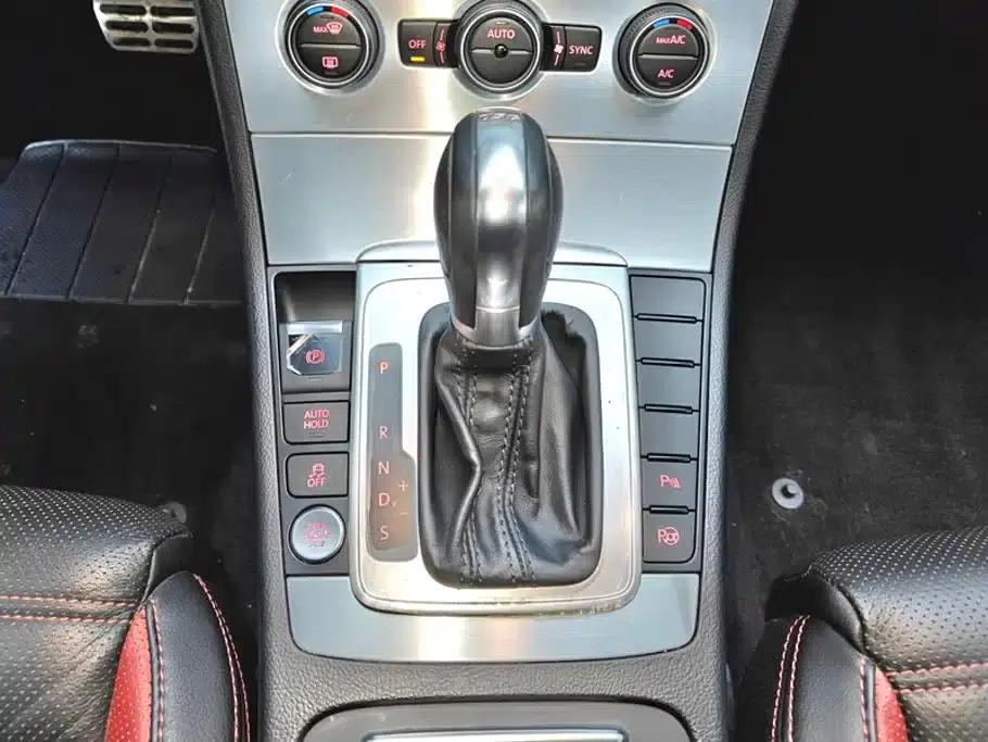 FAW-Volkswagen CC 2018 1.8TSI Luxury Edition — миниатюра 16
