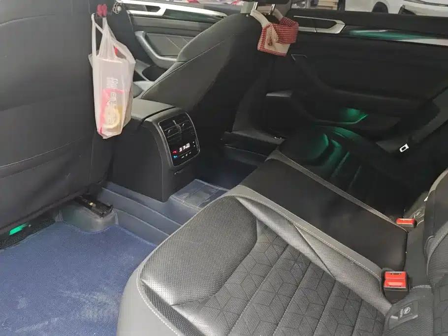 FAW-Volkswagen CC 2021 380TSI Striking Edition — миниатюра 11