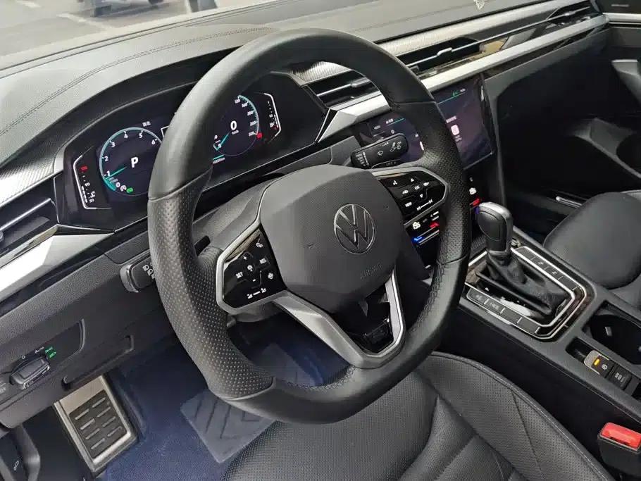 FAW-Volkswagen CC 2021 380TSI Striking Edition — миниатюра 15