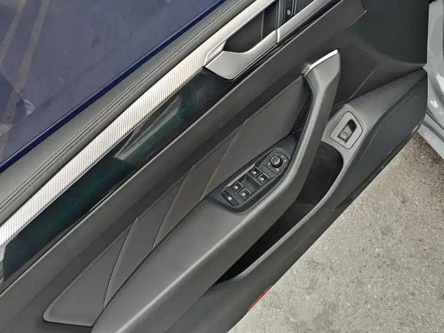 FAW-Volkswagen CC 2021 380TSI Striking Edition — миниатюра 7