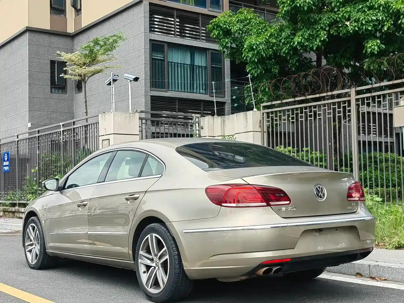FAW-Volkswagen CC 2016 1.8TSI Premium Edition — миниатюра 3