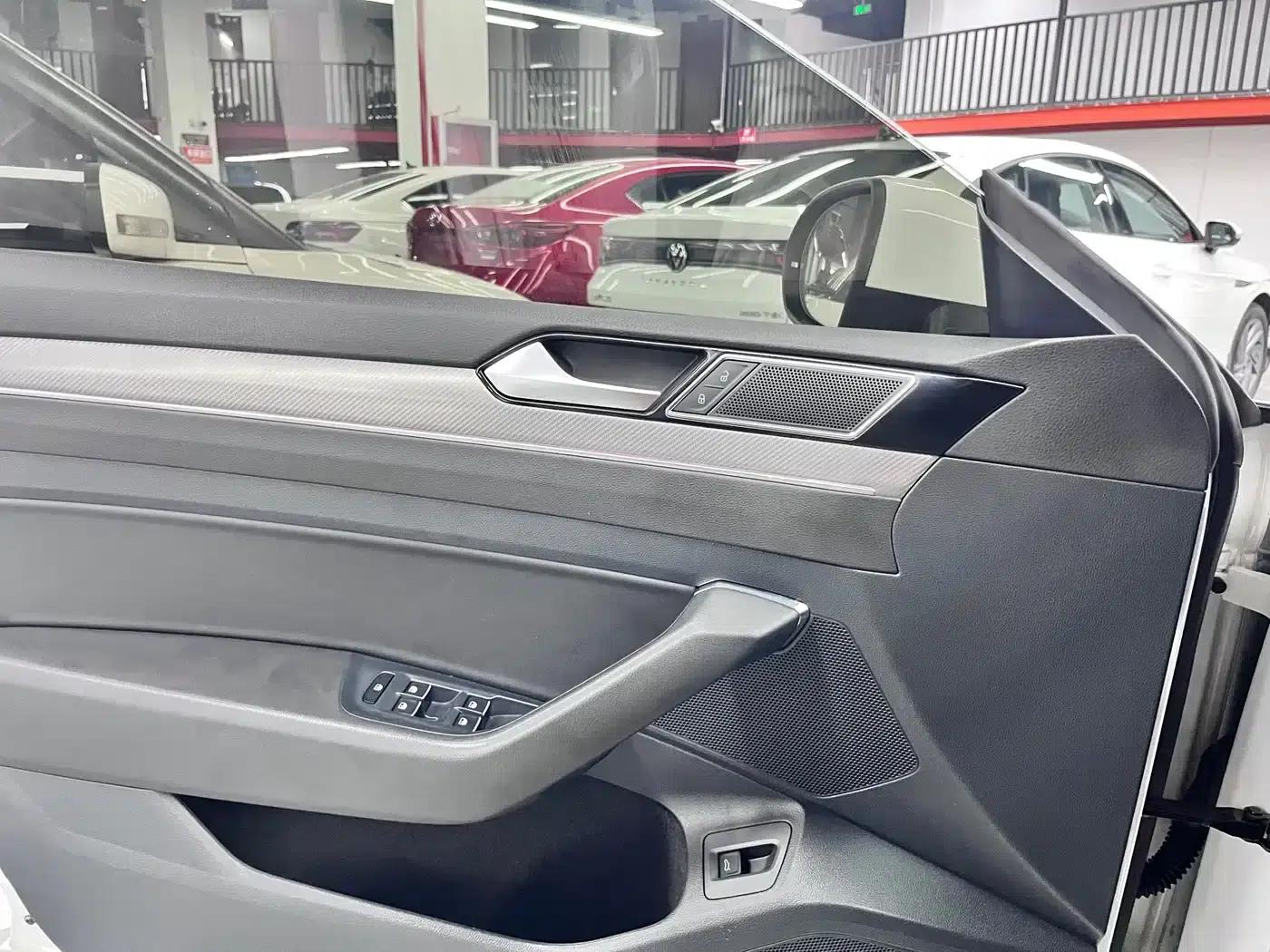 FAW-Volkswagen CC 2020 330TSI Charm Edition (National VI Emission Standard) — миниатюра 8