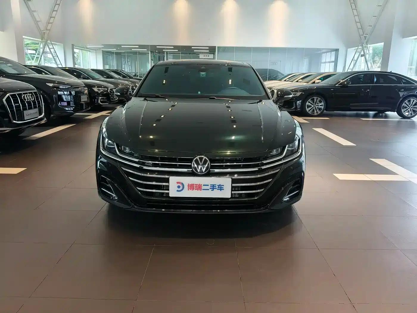 FAW-Volkswagen CC 2025 380TSI Striking Popular Edition — миниатюра 3
