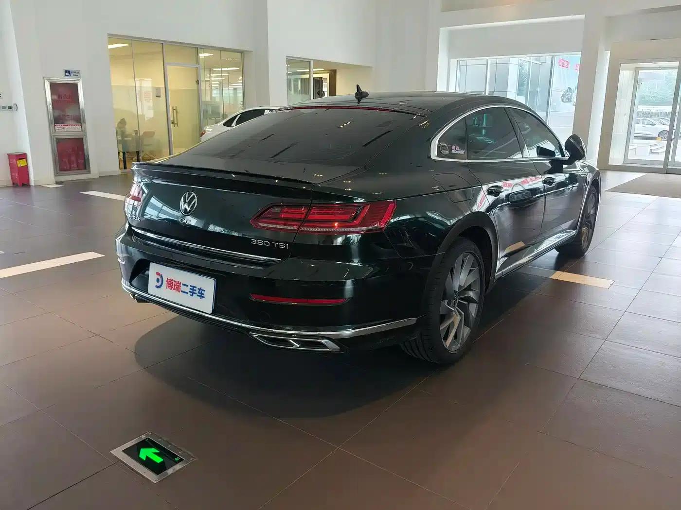 FAW-Volkswagen CC 2025 380TSI Striking Popular Edition — миниатюра 5