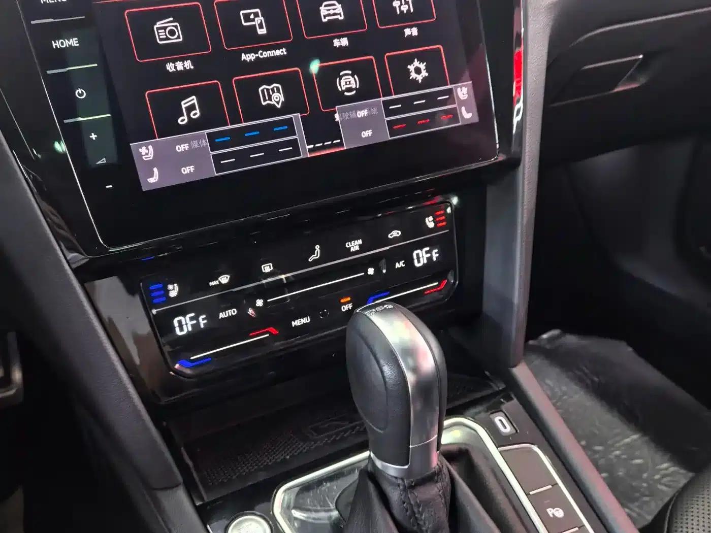 FAW-Volkswagen CC 2023 380TSI Striking Edition — миниатюра 12