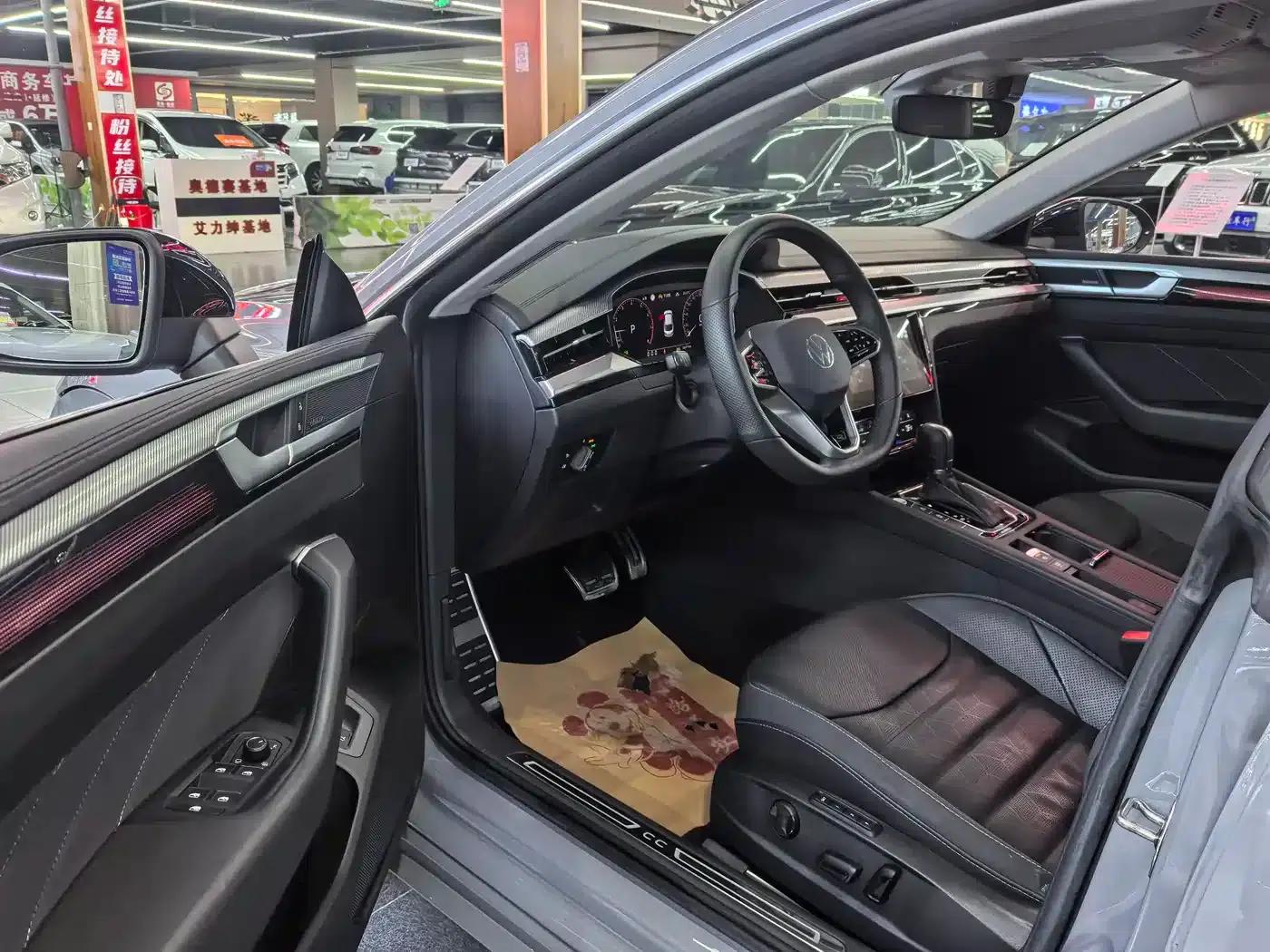 FAW-Volkswagen CC 2023 380TSI Striking Edition — миниатюра 7